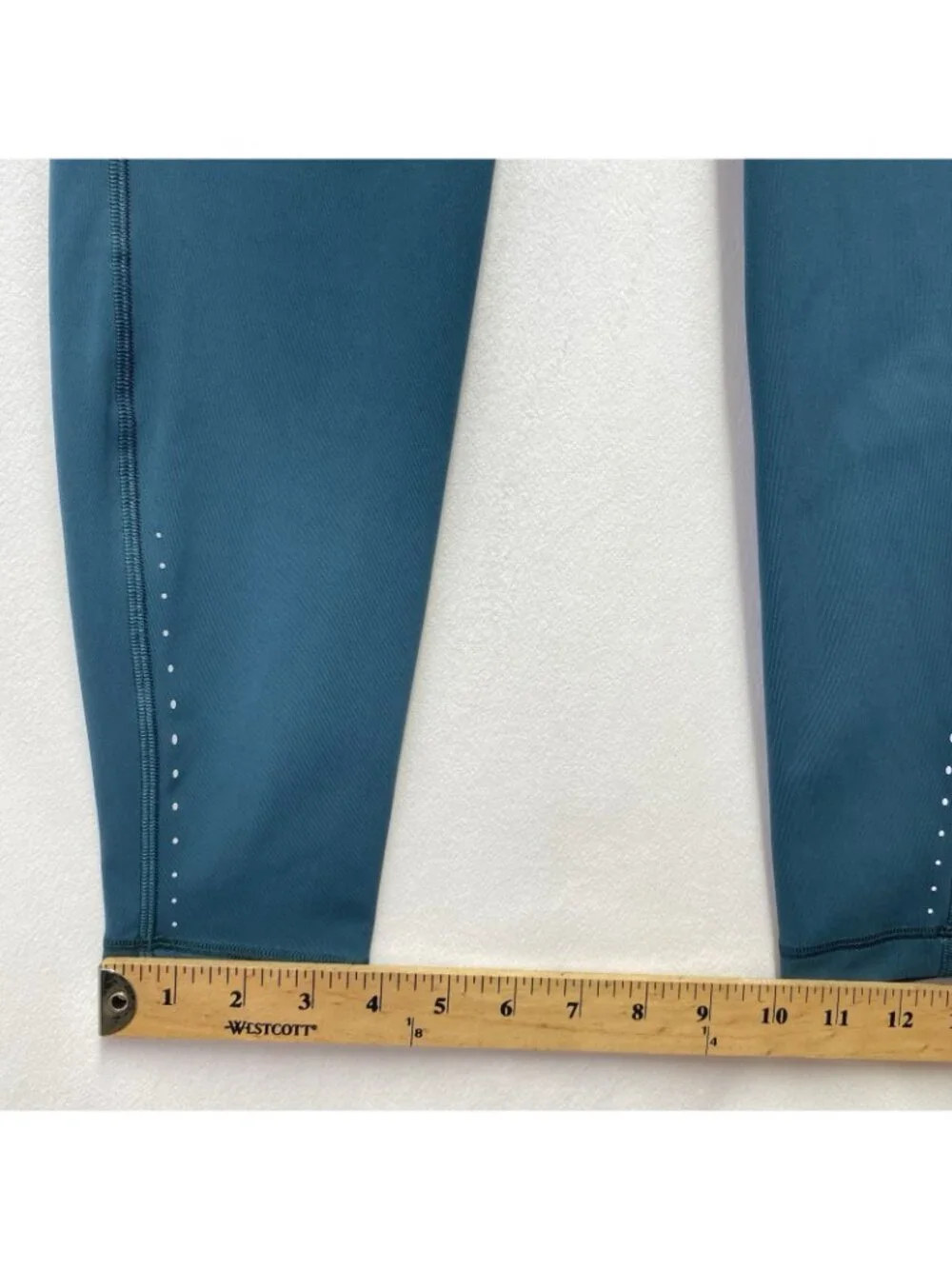 lululemon athletica excellent pre